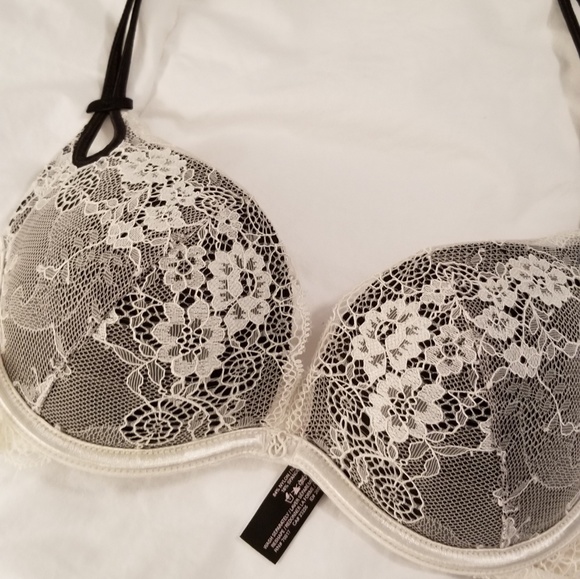 Victoria's Secret Bombshell Multi Wear Lacey Bra - Picture 2 of 7